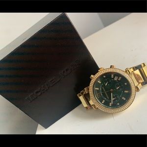 Micheal Kors woman’s watch